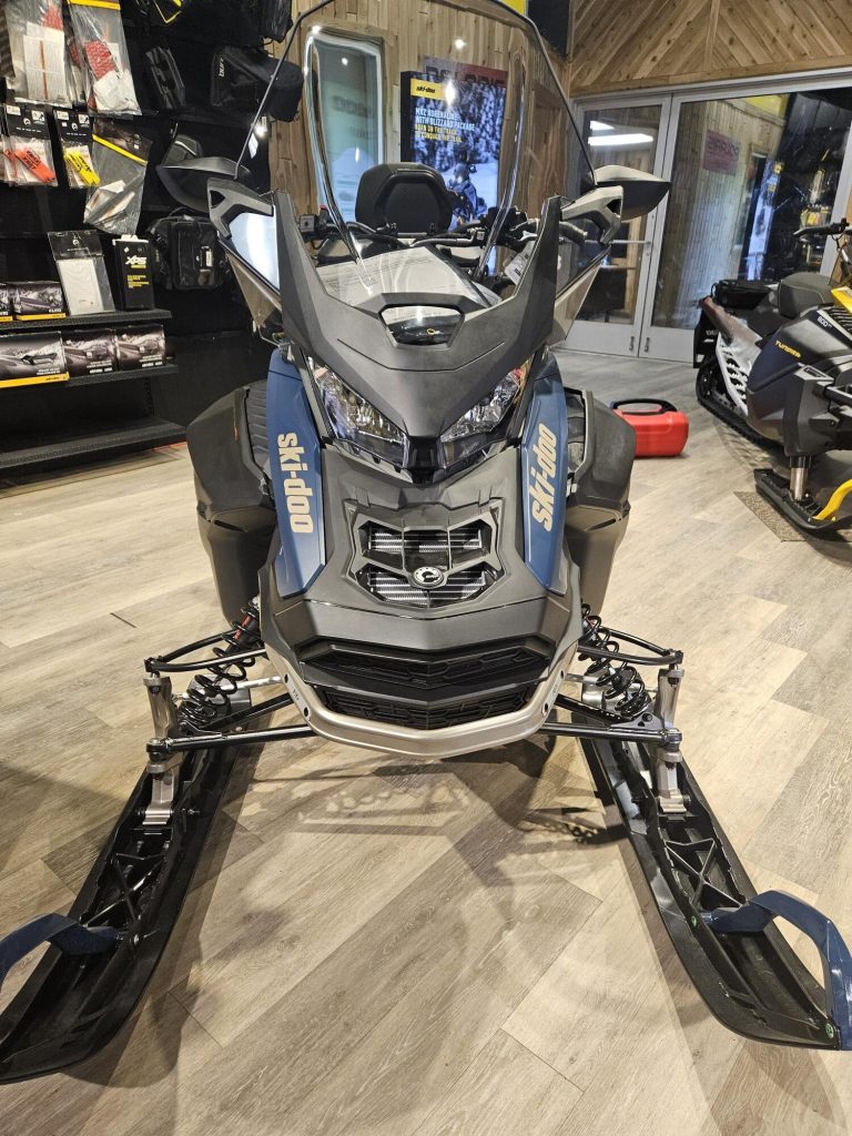 2025 Ski-Doo Expedition SE 900 ACE Turbo R 154 1.8 New NAVY SKEXPSE900TR-0094
