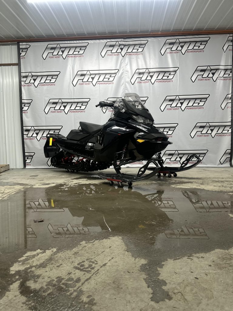 2021 Ski-Doo Renegade X 850 E-TEC Used Black USKDROGERS00014