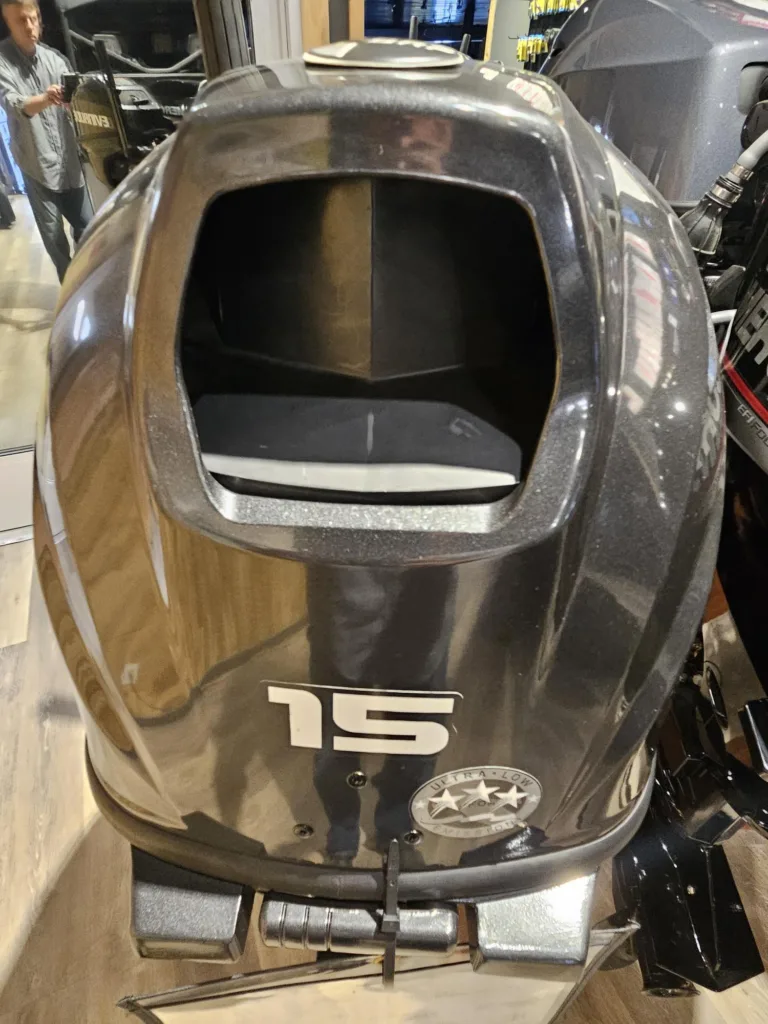 2018 Evinrude 15HP - Portable 15R4  Used  UEVE15RG4-8140