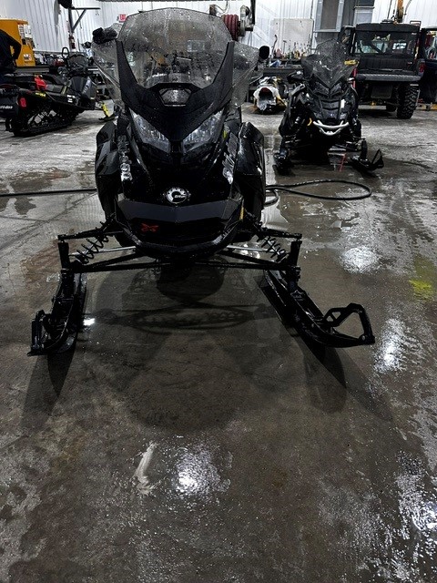2022 Ski-Doo Renegade X 850 E-TEC Used Black USKDROGERS00084