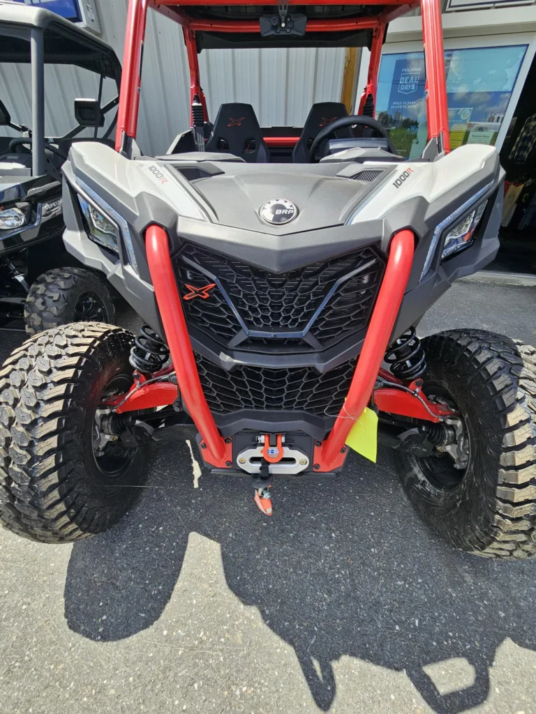 2025 Can-Am Maverick Sport X rc 1000R New Hybrid White and Legion Red CAMAVSPRTXRC1000-0166