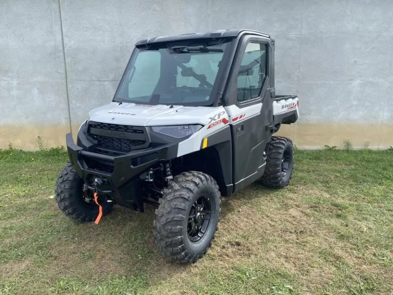 2025 Polaris Ranger XP 1000 NorthStar Edition Trail Boss Edition New WHITE CRYSTAL PORGR1000XPNSTRLBSS-3708