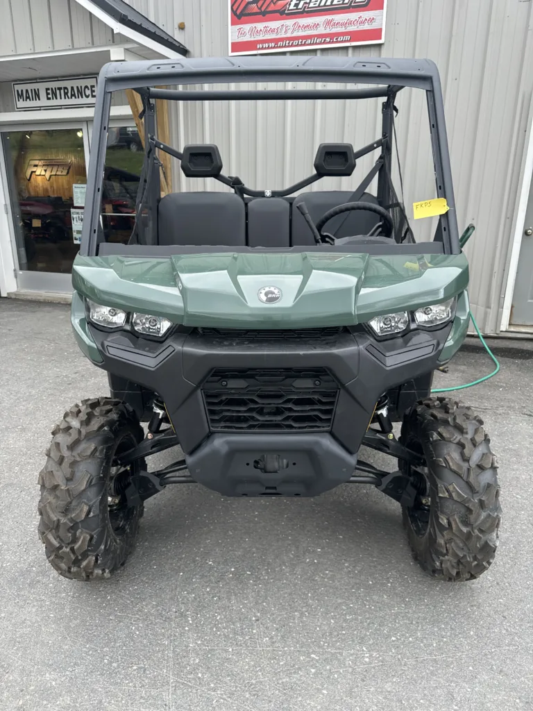 2023 CAN-AM 0 UTV Fort Kent ME CADEF6X6HD10-0704 2