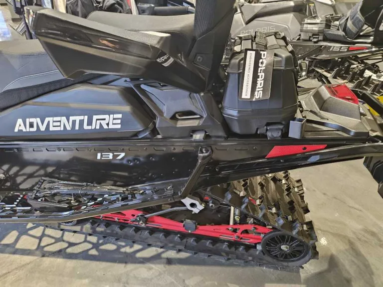 2024 POLARIS 0 SNOWMOBILE Fort Kent ME POSNINDY650ADV137-C206303 4