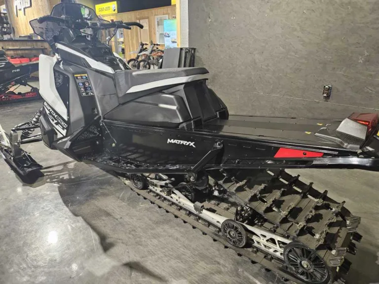 2024 POLARIS 0 SNOWMOBILE Fort Kent ME POSNINDY650SP137-RC204736 3